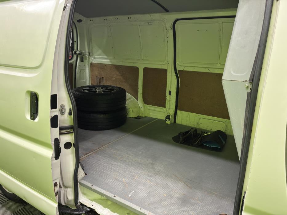 Toyota Hiace 2010