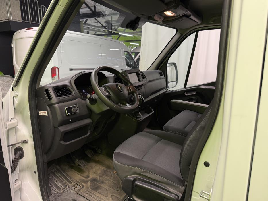 Renault Master 2021