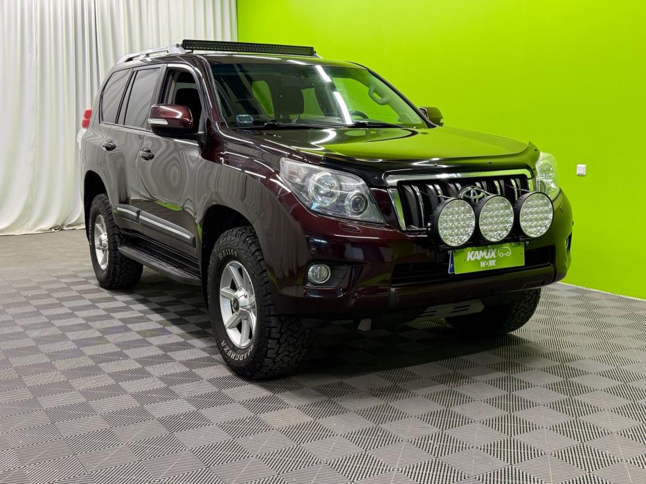 Toyota Land Cruiser 2011