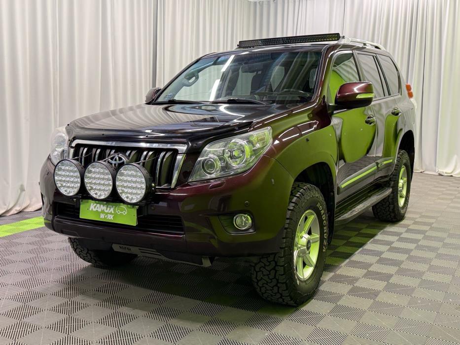 Toyota Land Cruiser 2011