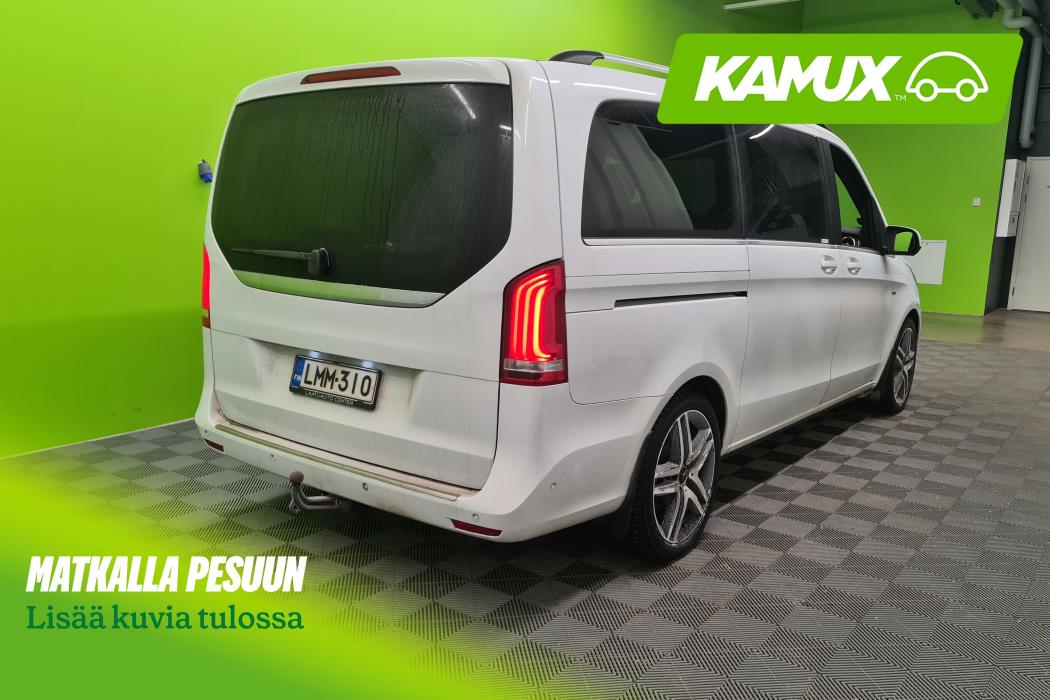 Mercedes-Benz V 2015