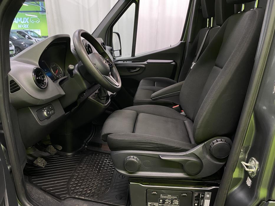 Mercedes-Benz Sprinter 2021