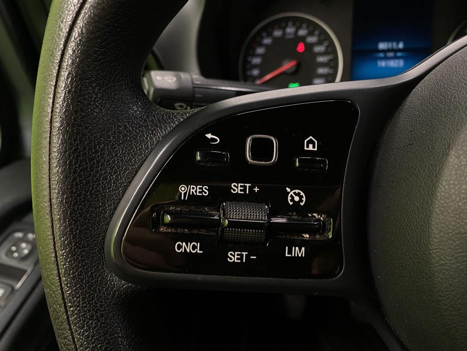 Mercedes-Benz Sprinter 2021