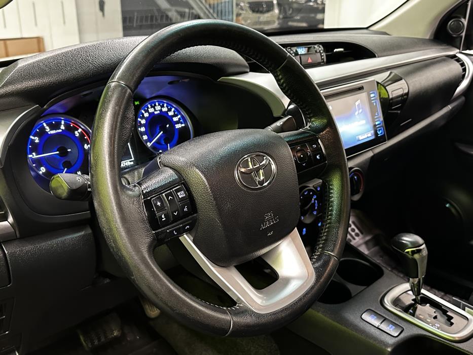Toyota Hilux 2016