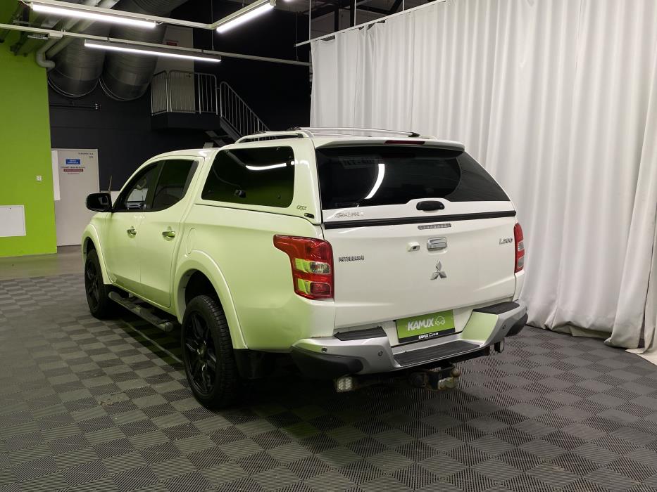 Mitsubishi L200 2016