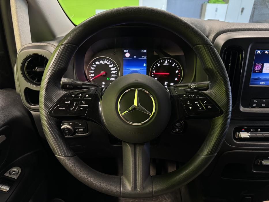 Mercedes-Benz Vito 2025