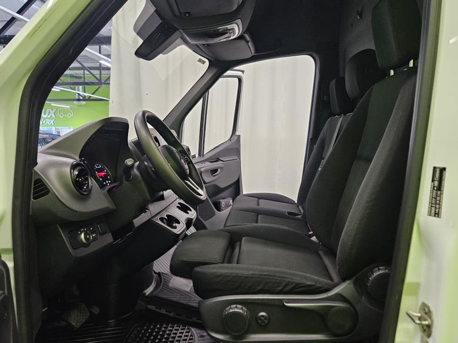 Mercedes-Benz Sprinter 2021