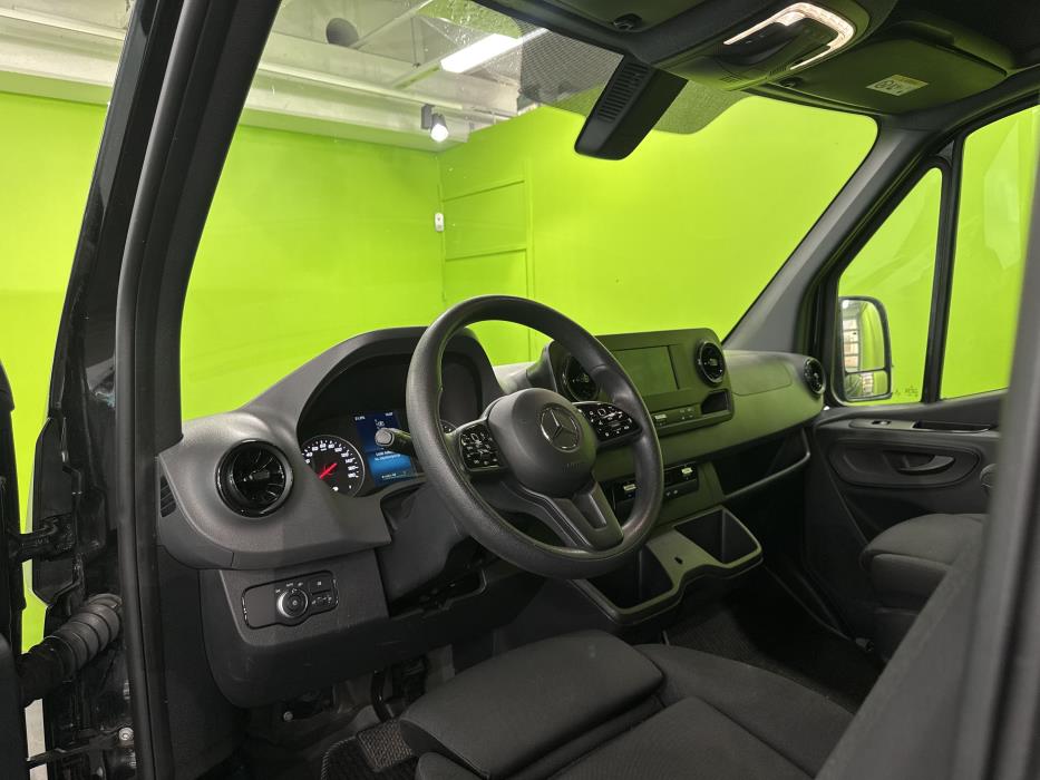 Mercedes-Benz Sprinter 2021