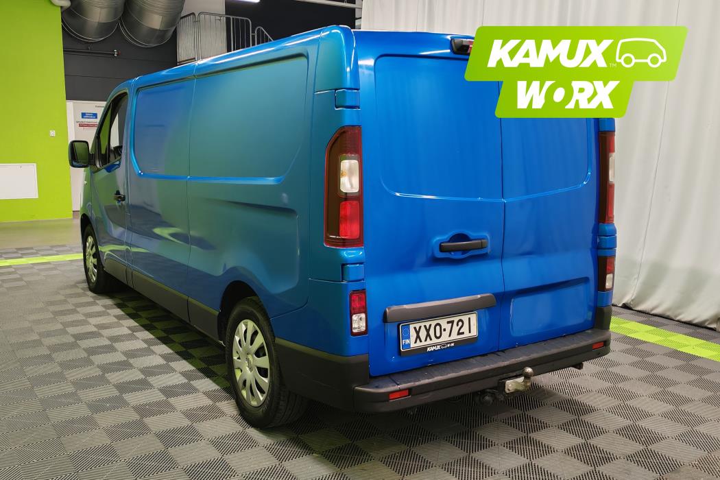 Nissan NV300 2021