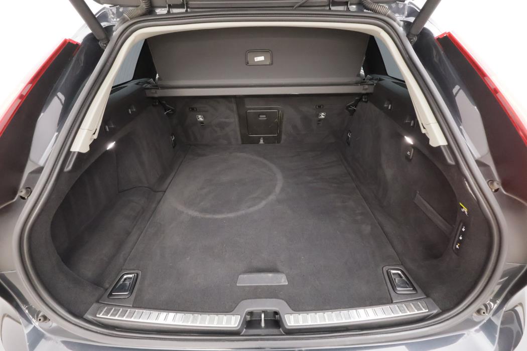 Volvo V90 Cross Country 2019