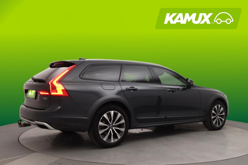 Volvo V90 Cross Country 2019
