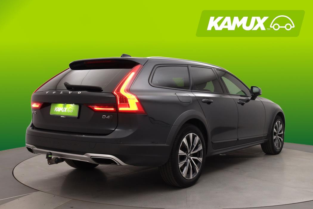 Volvo V90 Cross Country 2019