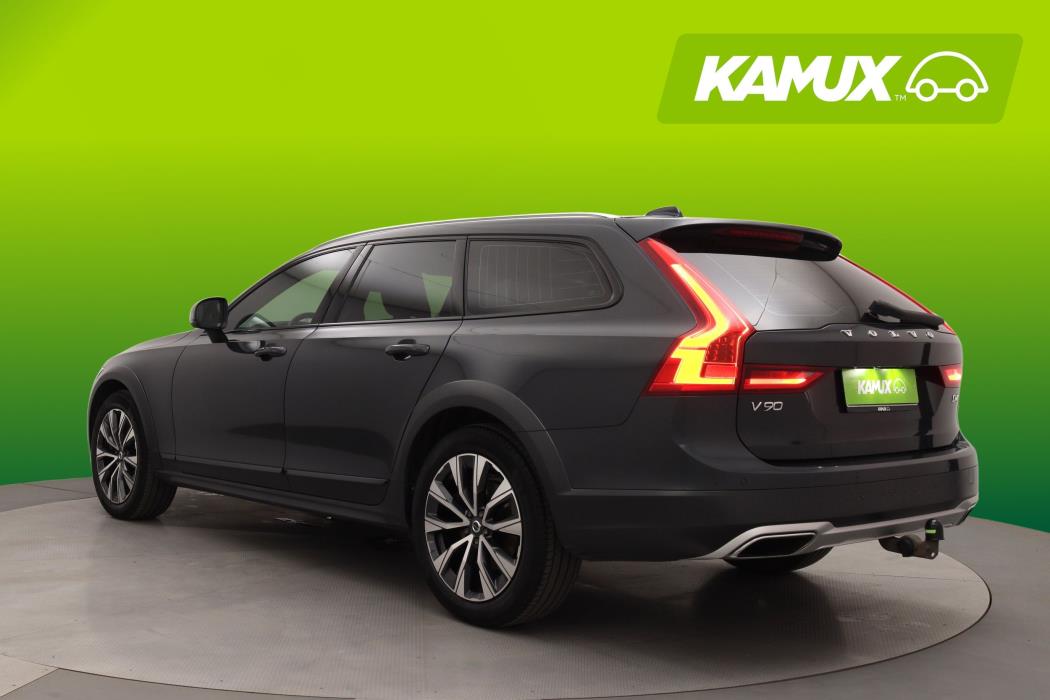 Volvo V90 Cross Country 2019