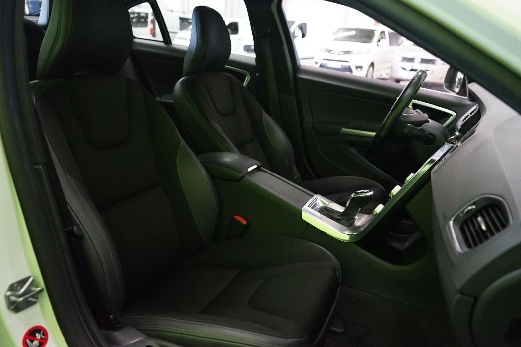 Volvo S60 2015