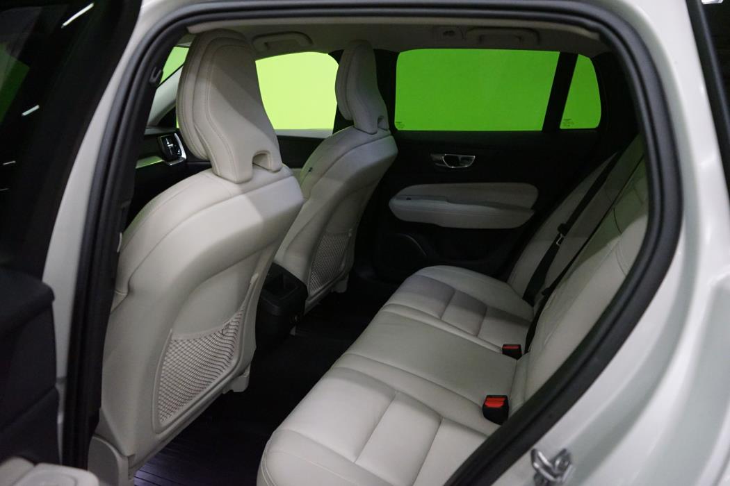 Volvo V60 Cross Country 2019