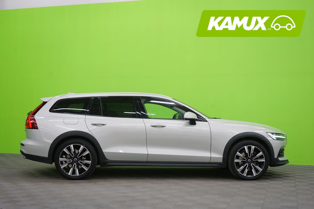 Volvo V60 Cross Country 2019