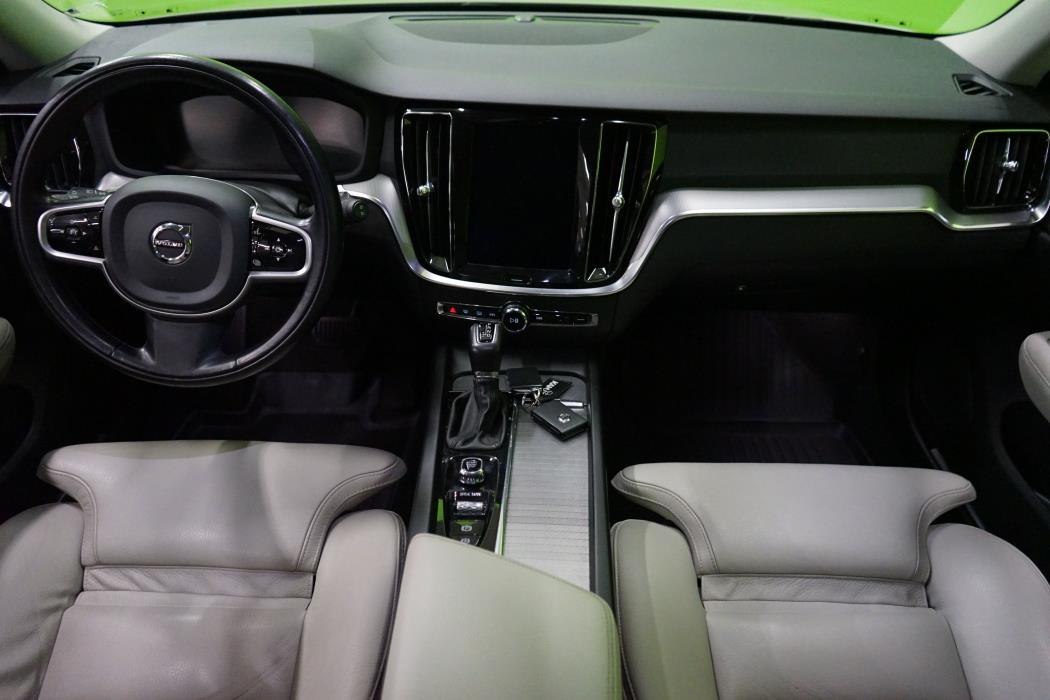 Volvo V60 Cross Country 2019