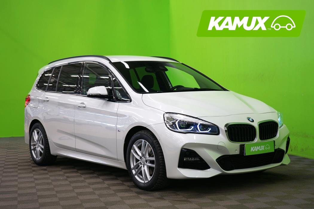 BMW 218 2022