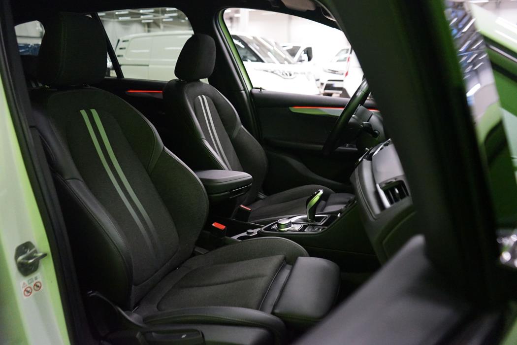 BMW 218 2022