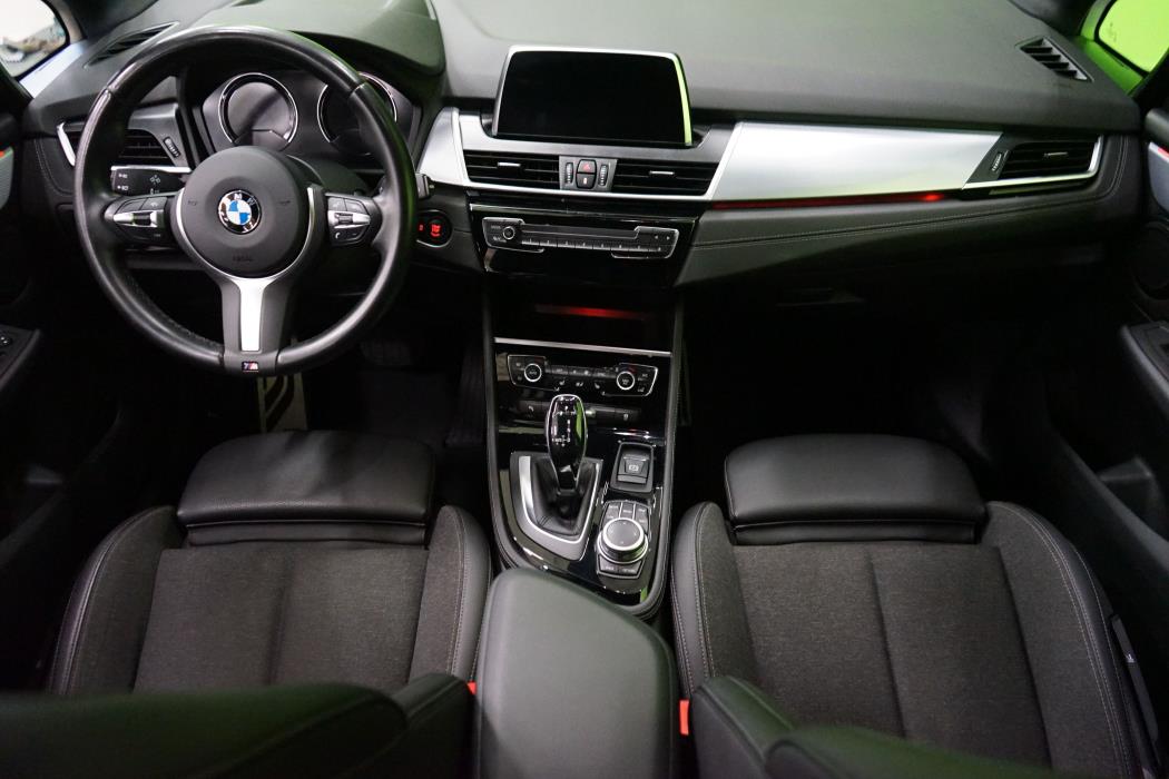 BMW 218 2022