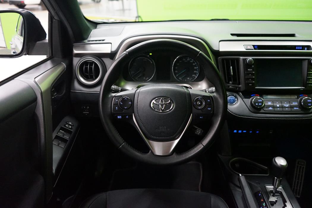 Toyota RAV4 2017