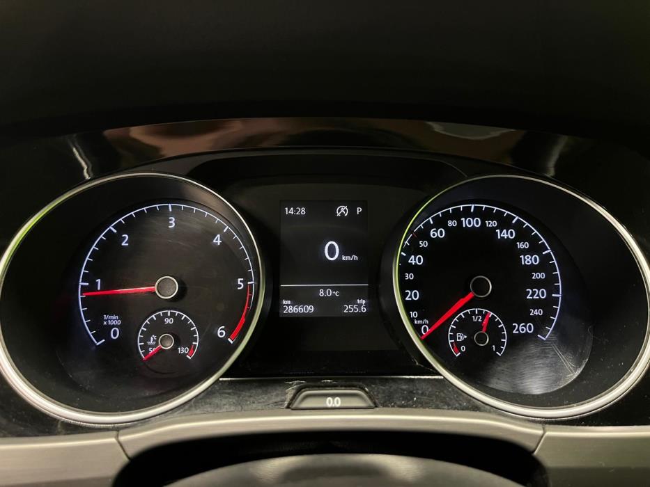 Volkswagen Touran 2016