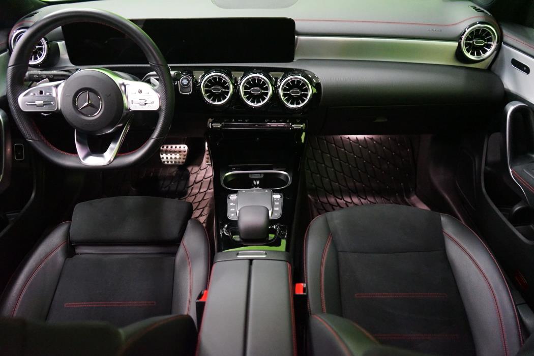 Mercedes-Benz CLA 2023