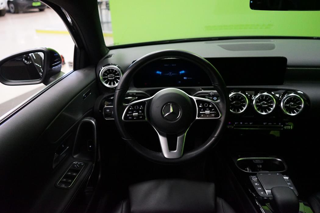 Mercedes-Benz A 2022