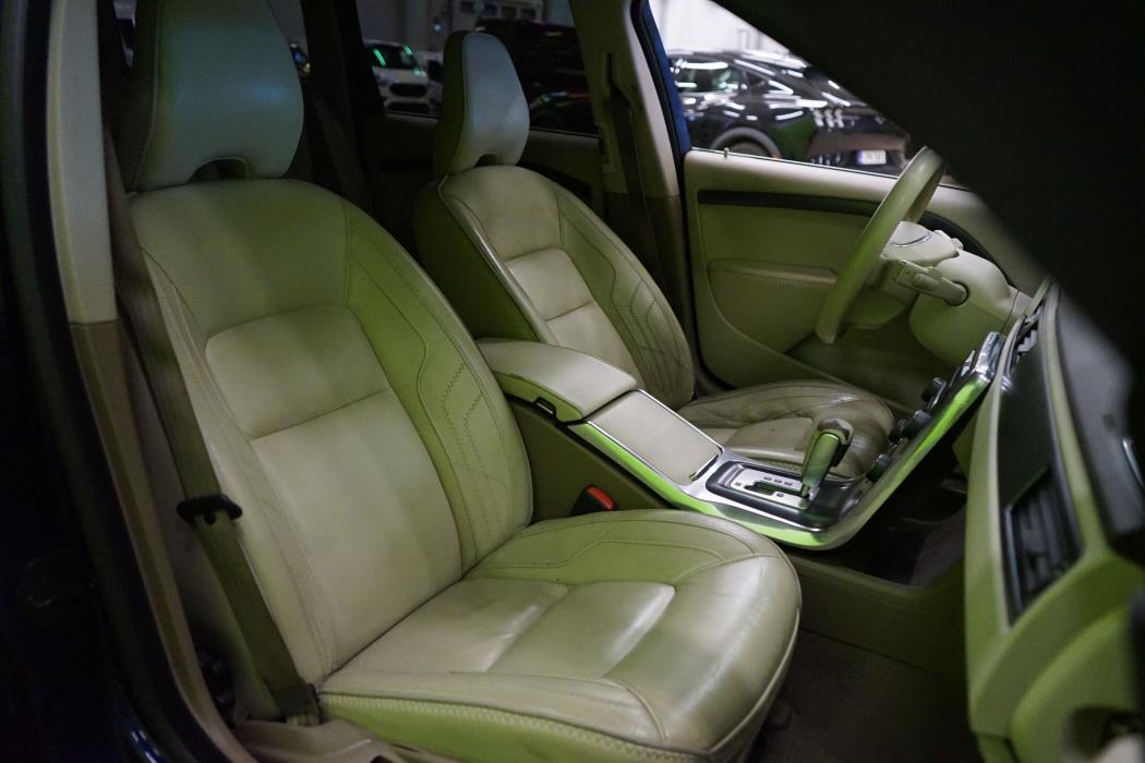 Volvo V70 2012
