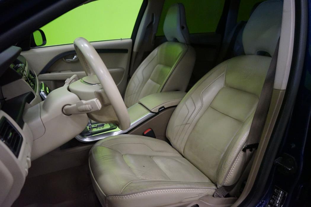 Volvo V70 2012