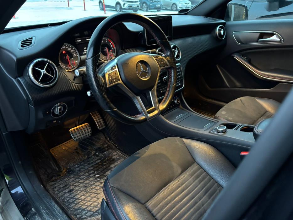 Mercedes-Benz A 2015