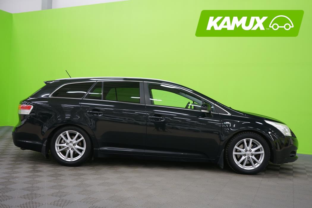 Toyota Avensis 2010