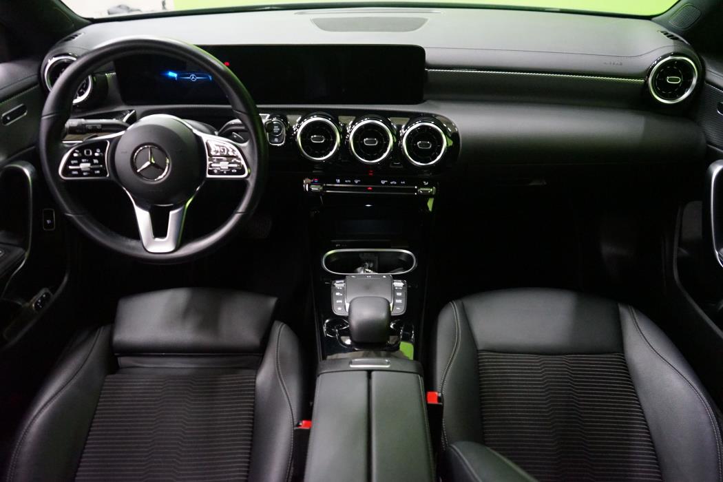 Mercedes-Benz CLA 2023