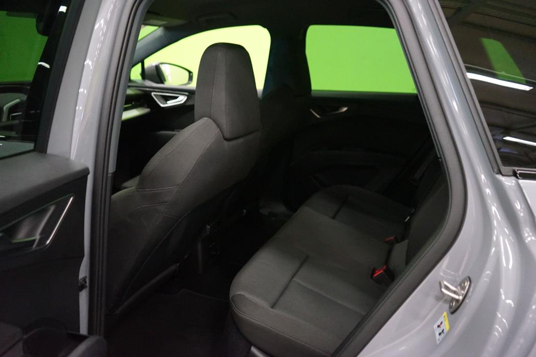 Audi Q4 e-tron 2023