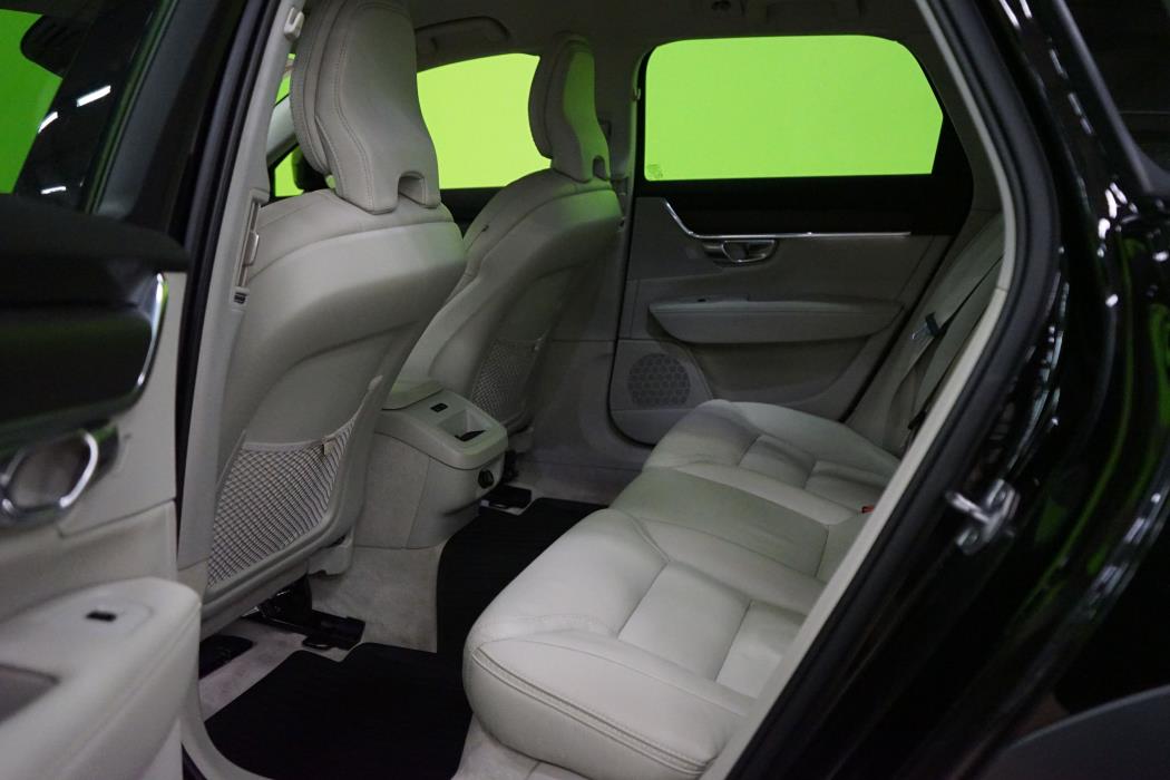 Volvo V90 Cross Country 2019