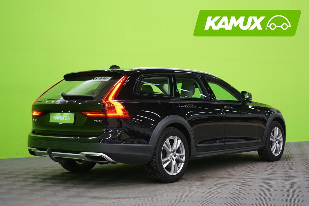 Volvo V90 Cross Country 2019