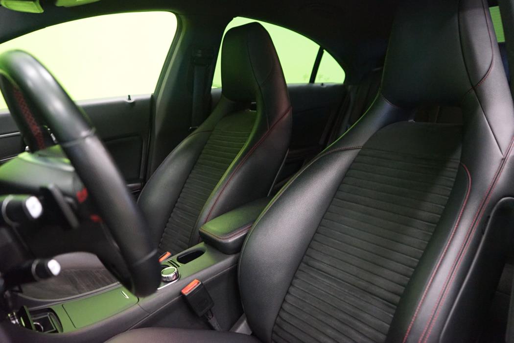 Mercedes-Benz CLA 2013