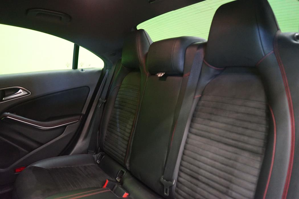 Mercedes-Benz CLA 2013