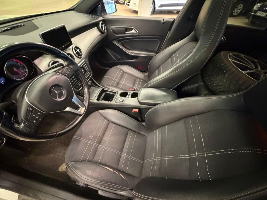 Mercedes-Benz CLA 2013