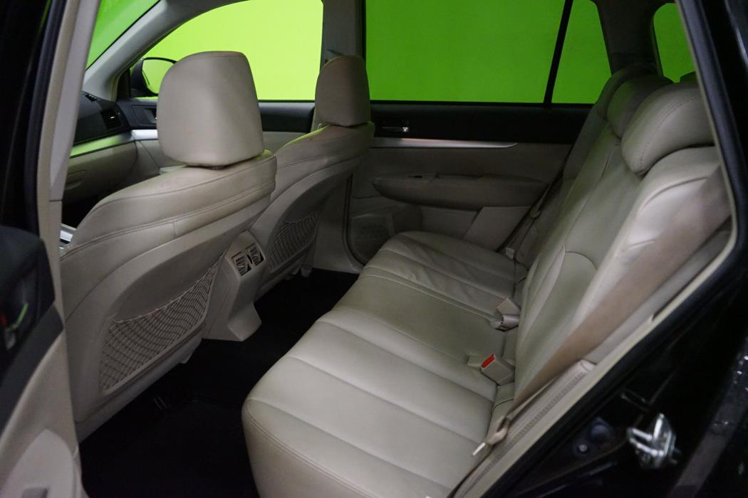 Subaru Outback 2012