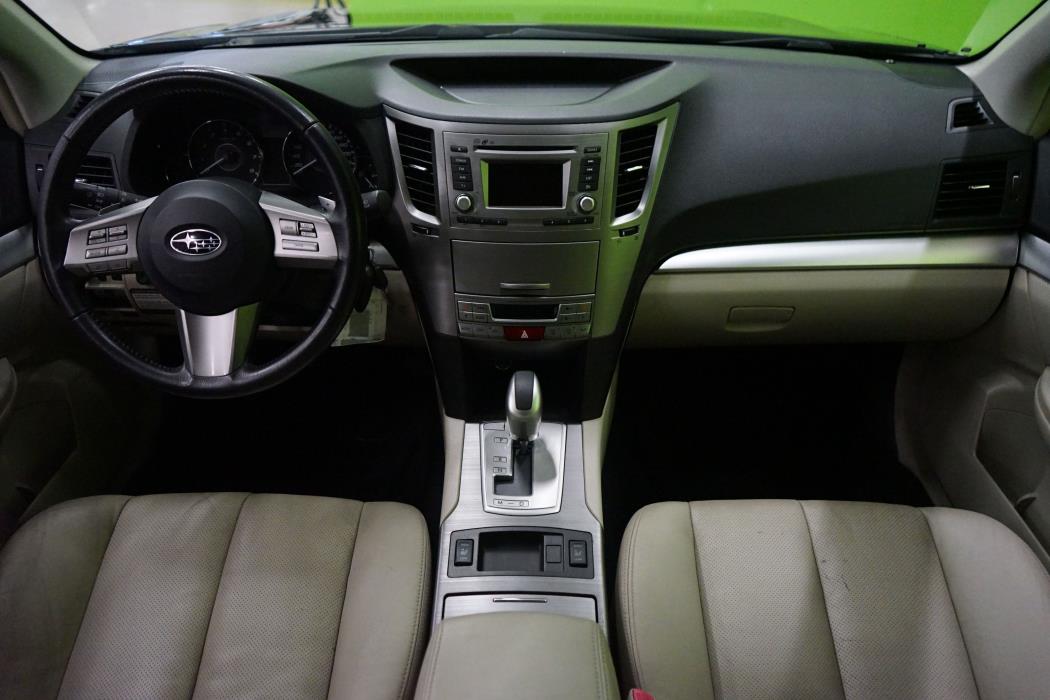 Subaru Outback 2012