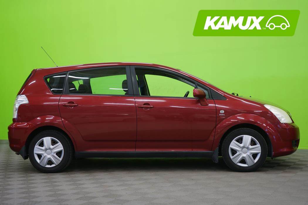 Toyota Corolla Verso 2005