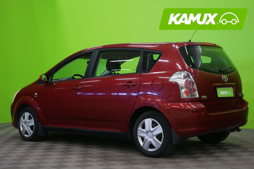 Toyota Corolla Verso 2005