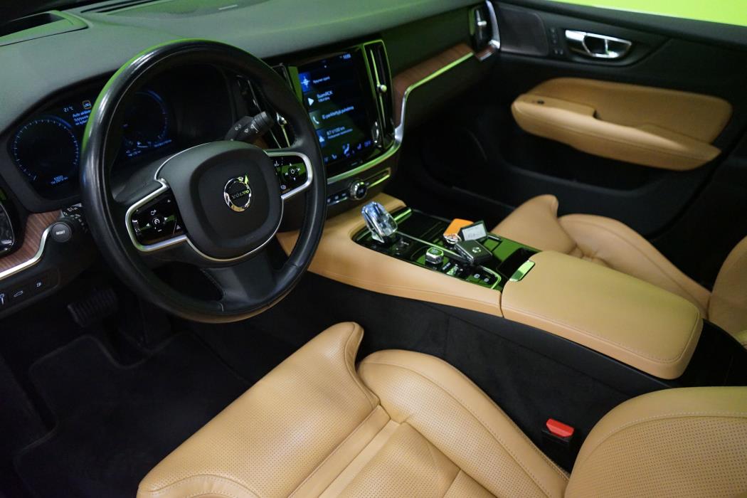 Volvo S60 2021