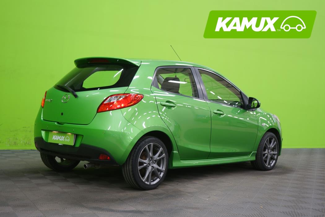 Mazda 2 2010