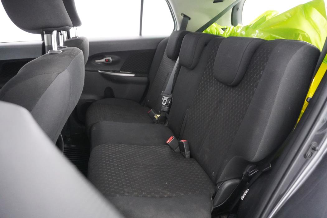 Toyota Urban Cruiser 2011