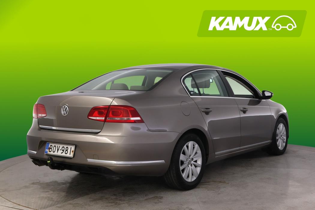 Volkswagen Passat 2011