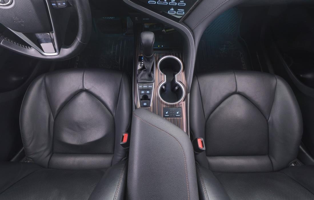 Toyota Camry 2020