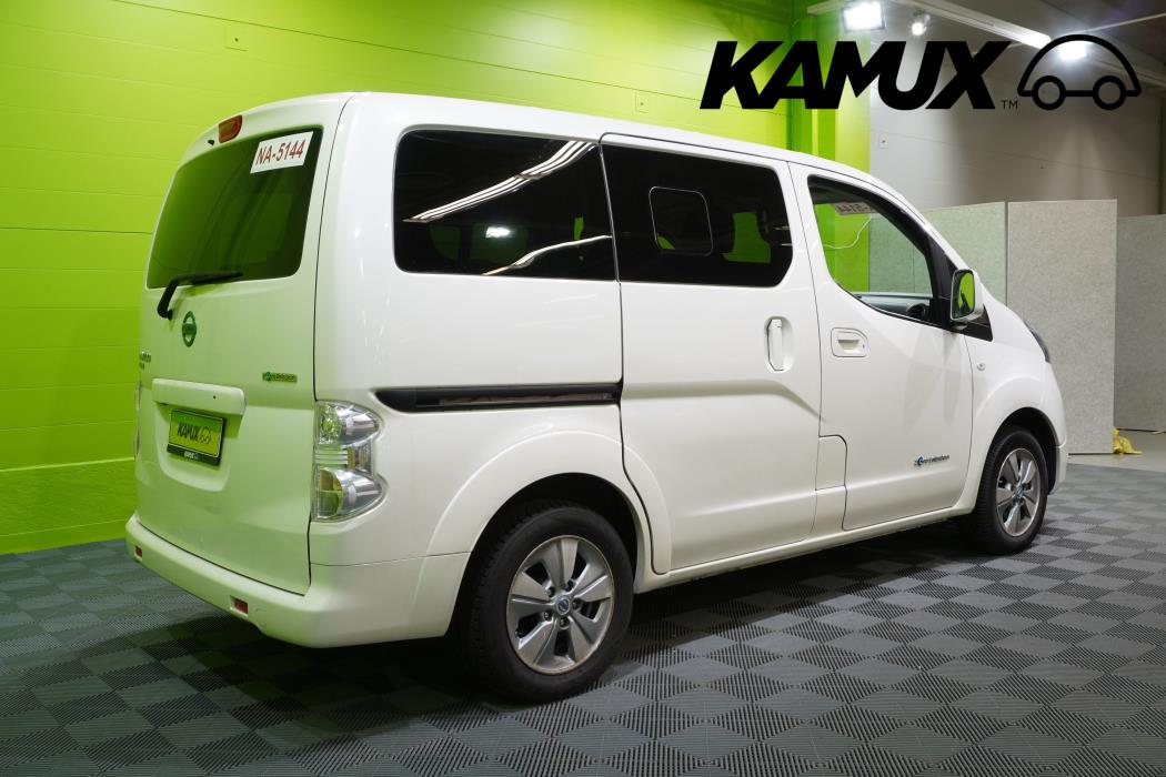 Nissan e-NV200 2015