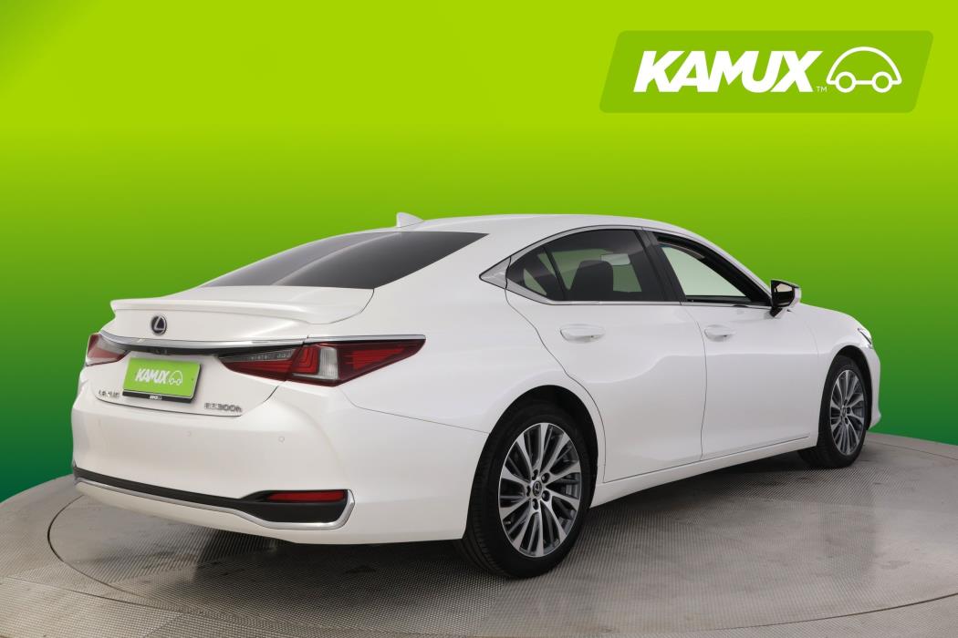 Lexus ES 2019